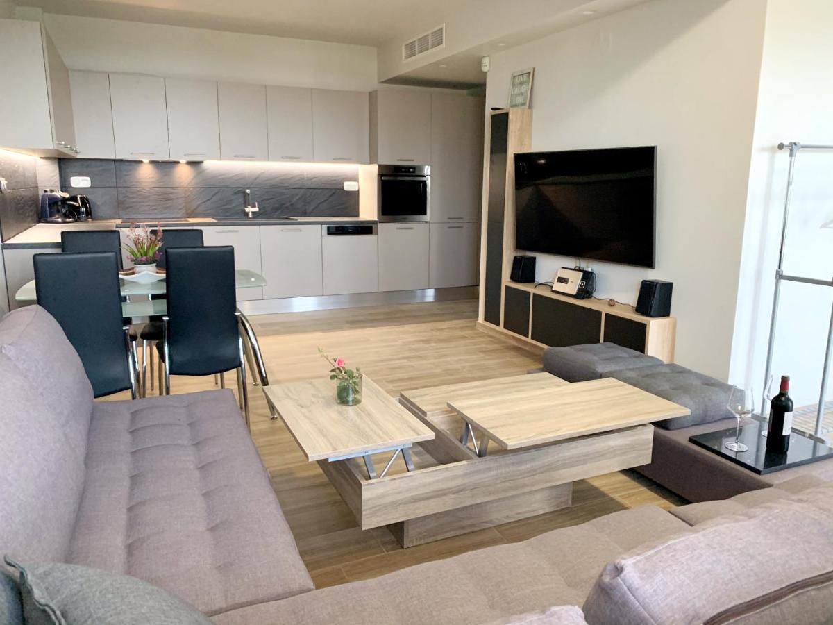 Yamina Sea View Residence Agia Pelagia  Exterior photo